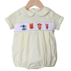 THE SMOCKED FLAMINGO
Honey Bear and Friends Swiss Dot Bubble